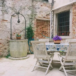 Ca' Zora Appartement