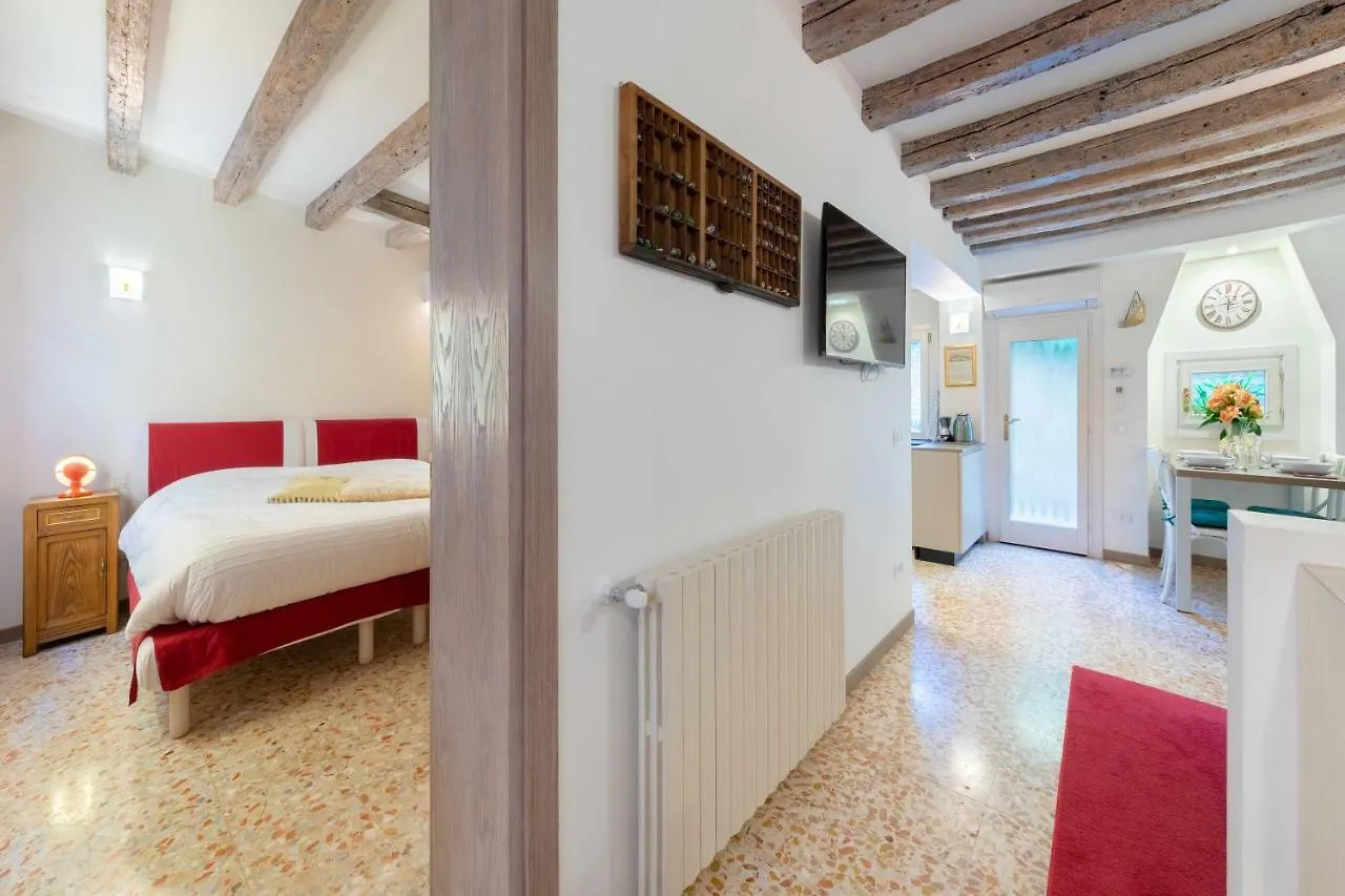 Ca' Marcello - Biennale Apartment Venice 0*,
